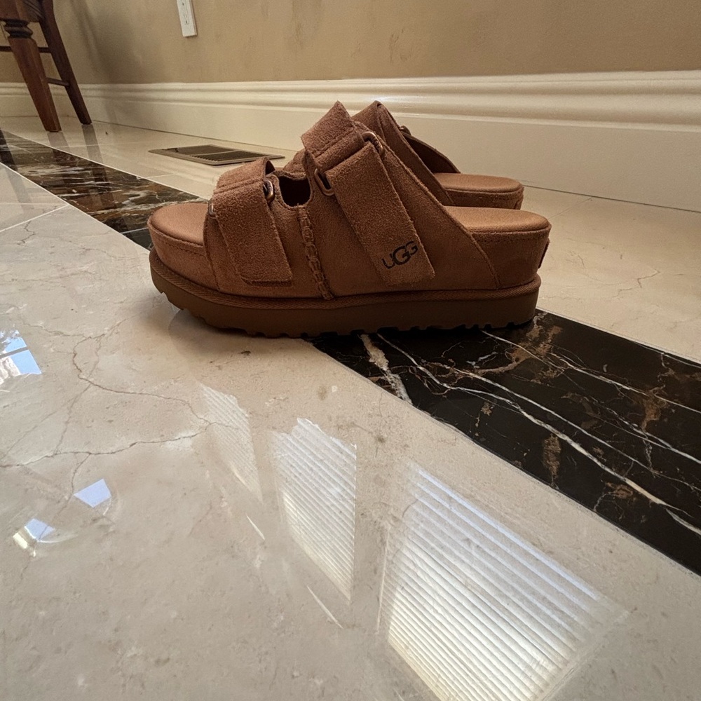 UGG Tan Double Strap Platform Slides - Picture 3 of 5